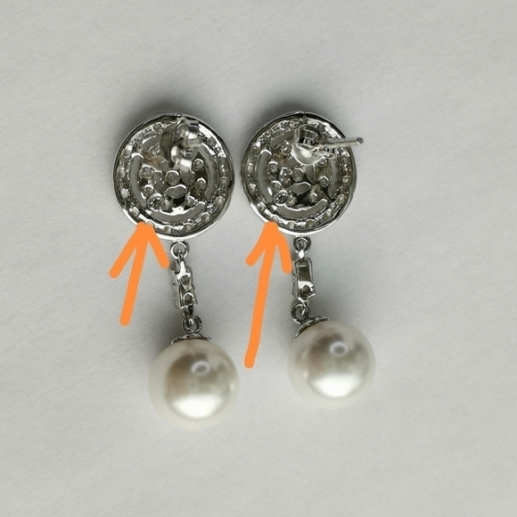 NWT White Sapphire White Shell Pearl earrings in Sterling Silver - Picture 5 of 8